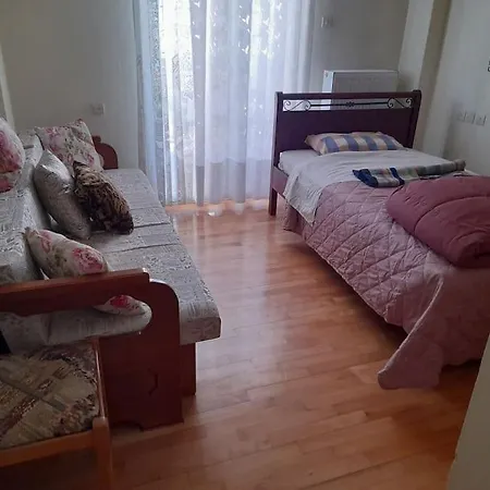 Ευρύχωρο Και Άνετο Διαμέρισμα Larissa Extérieur photo